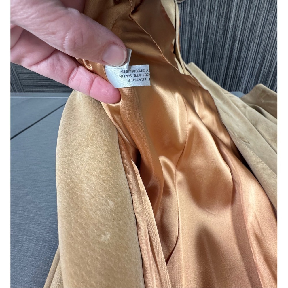 Scully Womens Tan Suede Leather Western Coat Arrow Applique Crest Button Size 12 - Picture 6 of 15